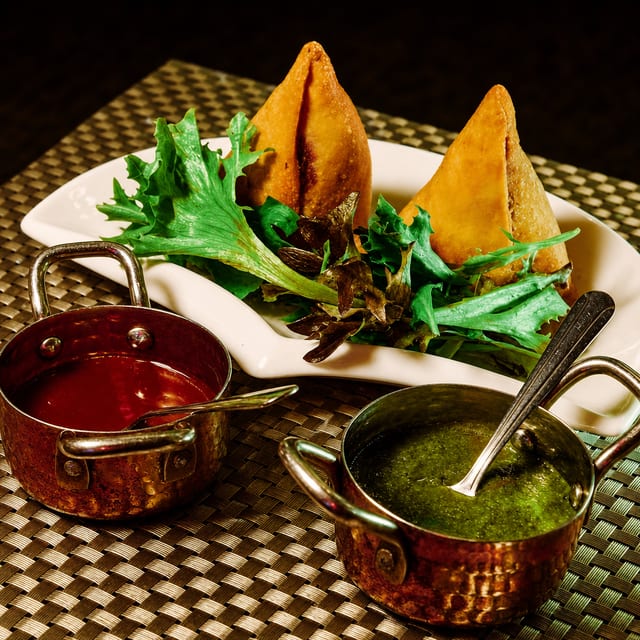 Vegetable Samosa.